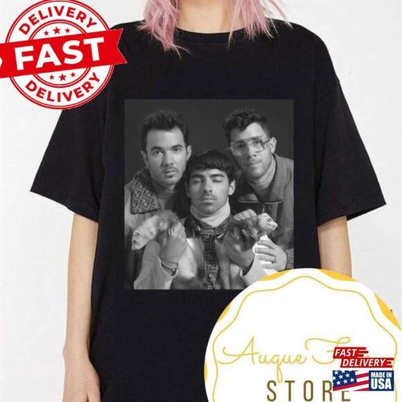 Other - Jonas Brothers  Shirt Five Albums One Night Tour  Onas 90